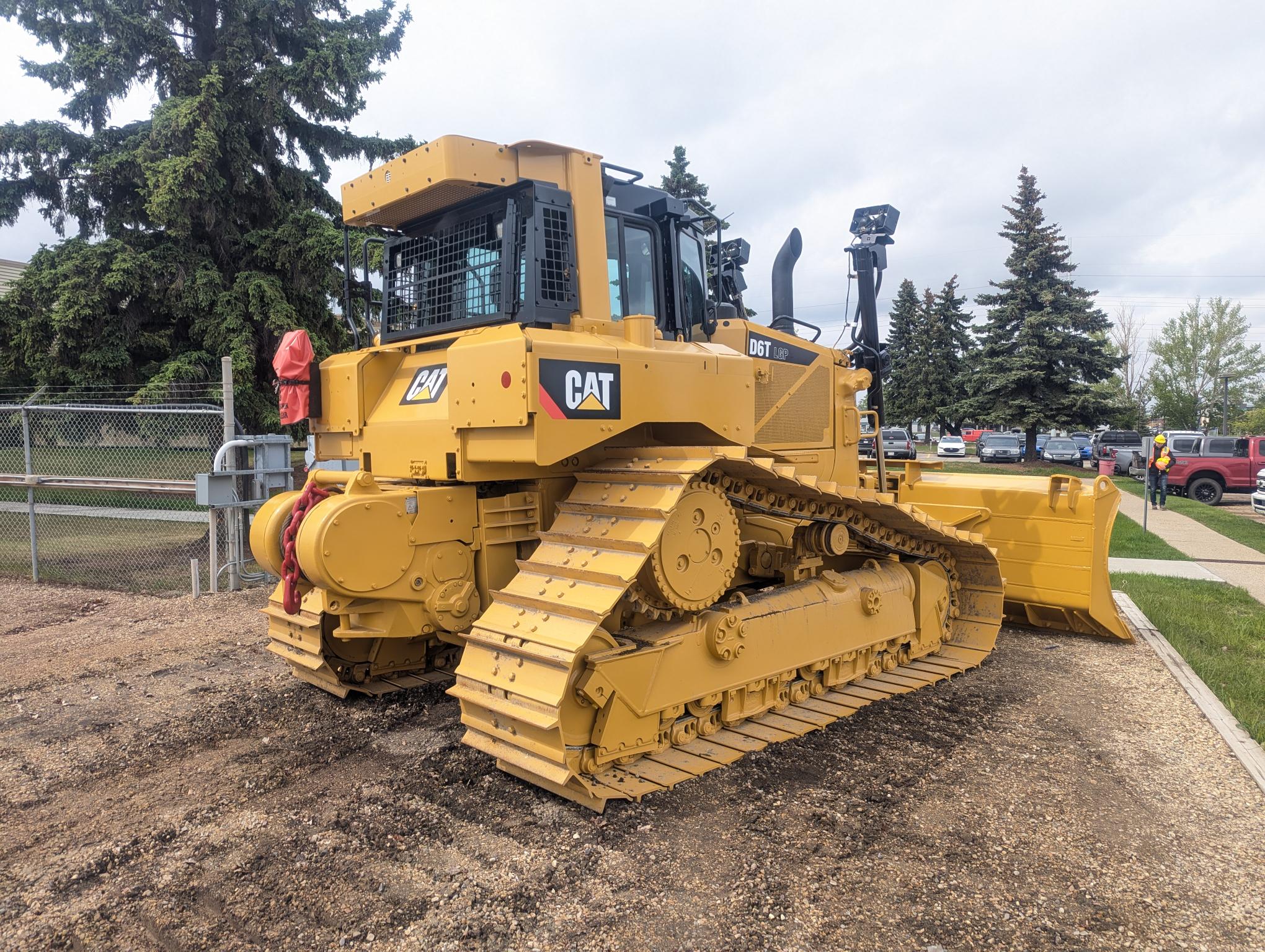 2015 Caterpillar D6T Dozer