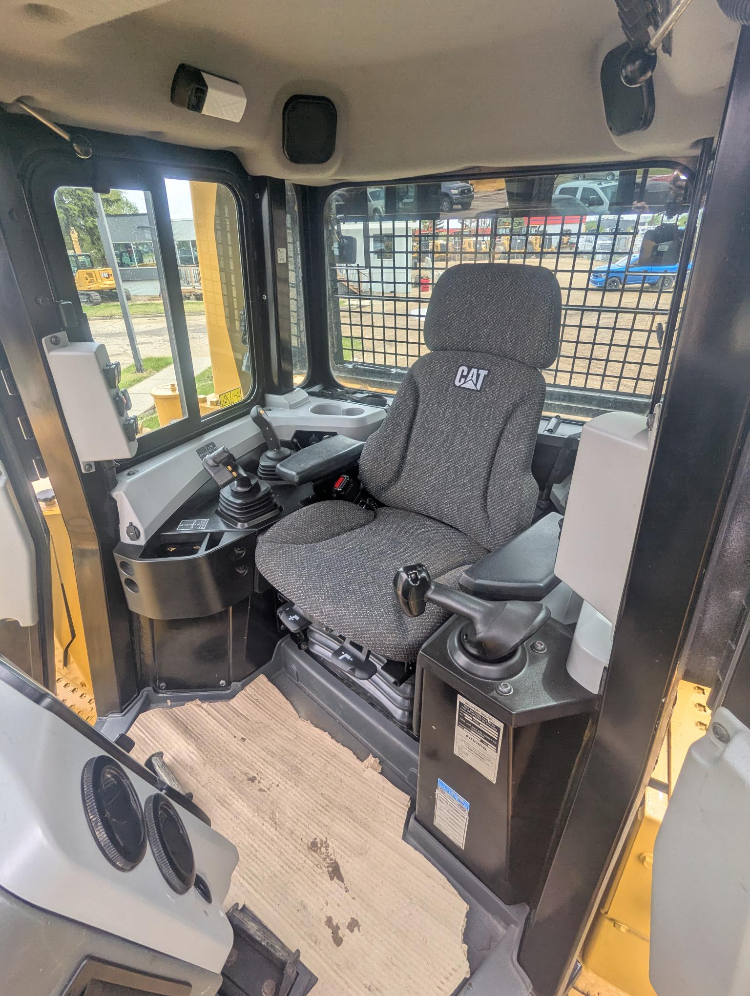 2015 Caterpillar D6T Dozer