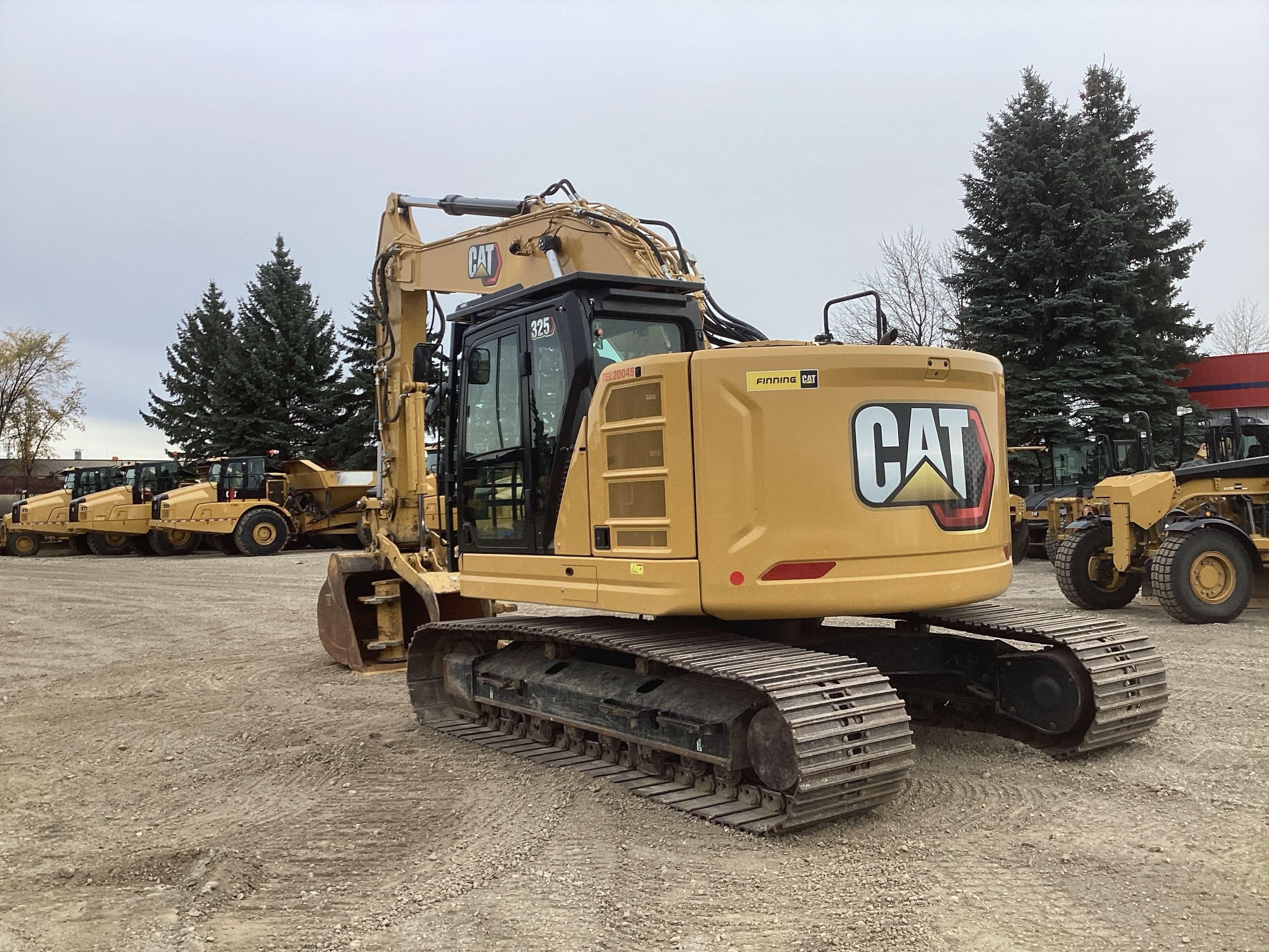 2022 Caterpillar 325 Excavator